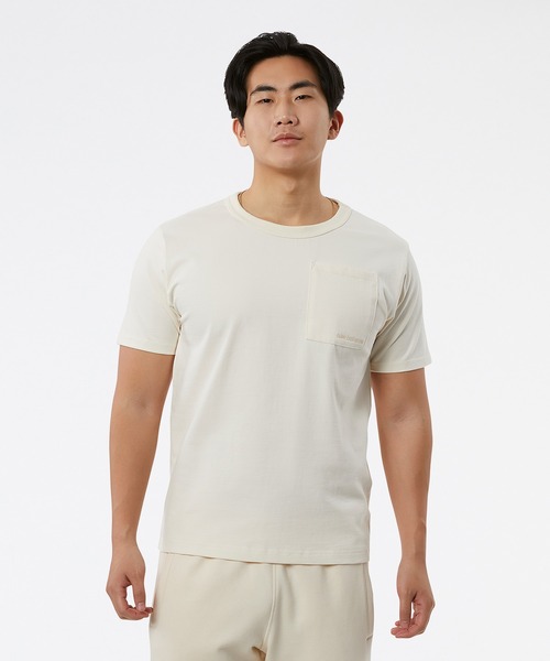 NEW BALANCE(ニューバランス)の「NB Athletics Nature State ショートスリーブTシャツ(Tシャツ/カットソー・メンズ・ブラック/ネイビー/オフホワイト/カーキ・SMALL/MEDIUM/LARGE/X-LARGE/XX-LARGE)」の2枚目の写真