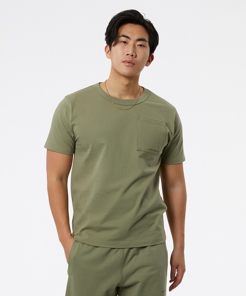 NEW BALANCE(ニューバランス)の「NB Athletics Nature State ショートスリーブTシャツ(Tシャツ/カットソー・メンズ・ブラック/ネイビー/オフホワイト/カーキ・SMALL/MEDIUM/LARGE/X-LARGE/XX-LARGE)」の3枚目の写真