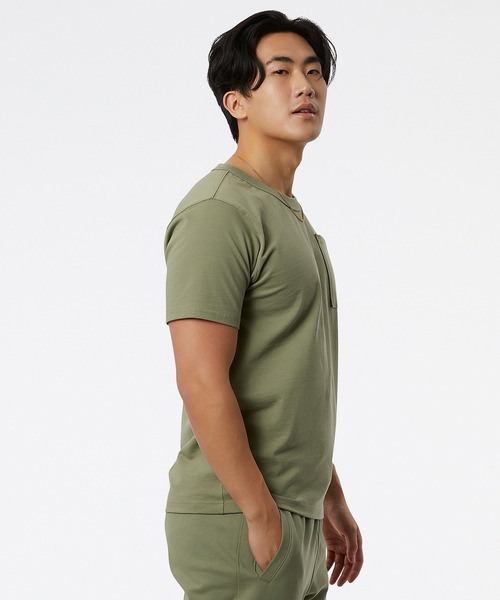 NEW BALANCE(ニューバランス)の「NB Athletics Nature State ショートスリーブTシャツ(Tシャツ/カットソー・メンズ・ブラック/ネイビー/オフホワイト/カーキ・SMALL/MEDIUM/LARGE/X-LARGE/XX-LARGE)」の10枚目の写真