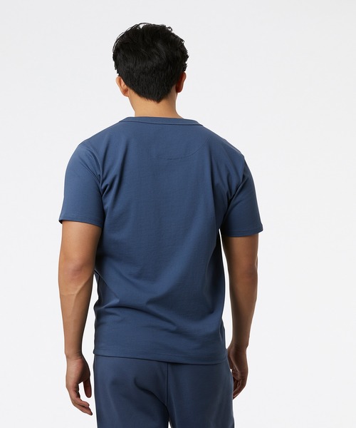 NEW BALANCE(ニューバランス)の「NB Athletics Nature State ショートスリーブTシャツ(Tシャツ/カットソー・メンズ・ブラック/ネイビー/オフホワイト/カーキ・SMALL/MEDIUM/LARGE/X-LARGE/XX-LARGE)」の13枚目の写真