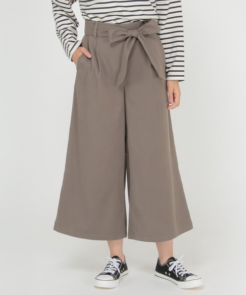 ikka（イッカ）の「フェイクスエードワイドパンツ（その他パンツ・レディース・ベージュ/ネイビー/ブラウン・M/L）」の2枚目の写真
