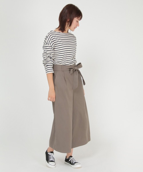 ikka（イッカ）の「フェイクスエードワイドパンツ（その他パンツ・レディース・ベージュ/ネイビー/ブラウン・M/L）」の4枚目の写真