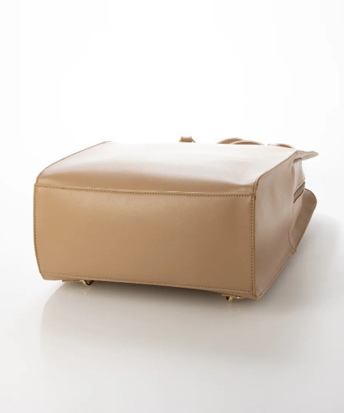 cache cache（カシュ カシュ）の「カシュカシュ cachecache / WEB限定3wayラウンドスクエアリュック（バックパック/リュック・レディース・ブラック/グレー/ベージュ系その他・FREE）」の6枚目の写真