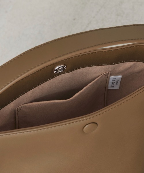 EFOLE（エフォル）の「2way バスケット ショルダー バッグ（ショルダーバッグ・レディース・ブラック/ベージュ/キャメル・FREE）」の8枚目の写真