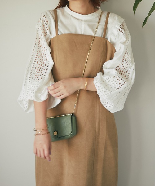 un dix cors(アンディコール)の「高見え スリットIラインキャミワンピース(ワンピース・レディース・チャコールグレー/ベージュ・FREE)」の6枚目の写真