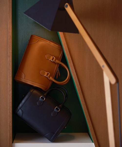 N.（N. Natural Beauty Basic）（エヌエヌナチュラルビューティーベーシック）の「【横田ひかるさん着用】◆ステッチボストンバッグ（ボストンバッグ・レディース・ブラック/キャメル・ﾌﾘ-）」の11枚目の写真