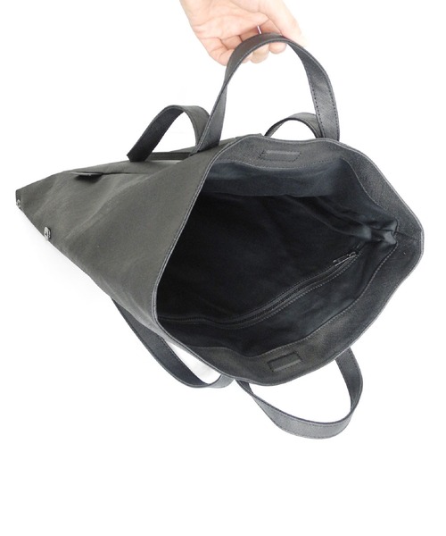 PATRICK STEPHAN(パトリックステファン)の「パトリック ステファン / Fabric middle tote 'loop handle' brush トートバッグ(トートバッグ・メンズ・ブラック・FREE)」の8枚目の写真