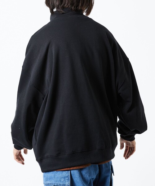 FREAK'S STORE(フリークスストア)の「WEB限定 ビッグシルエット 裏起毛 ハーフジップ スウェット/プルオーバー(スウェット・メンズ・ブラック/グレイッシュベージュ/アッシュグレー/ネイビー/ダークグリーン・MEDIUM/SMALL/LARGE)」の17枚目の写真