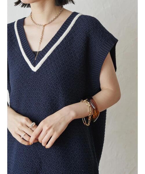 AMERICAN HOLIC（アメリカンホリック）の「Vネックリンクス編みニットベスト（ベスト・レディース・ブラック/アイボリー/ネイビー・FREE）」の22枚目の写真