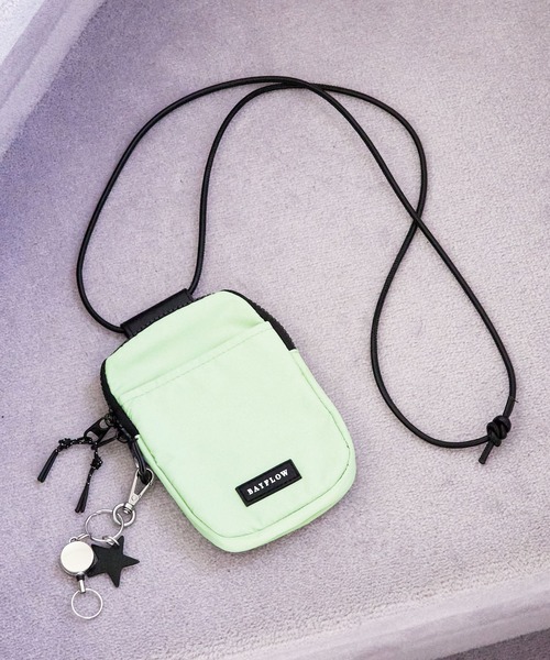BAYFLOW（ベイフロー）の「[スマホ・カード収納可♪]多機能ライトミニショルダー2（ショルダーバッグ・レディース・ブラック/カーキ/ブラウン系その他/ベージュ系その他/ライトグリーン/ライトグレー・ONE SIZE/FREE）」の6枚目の写真