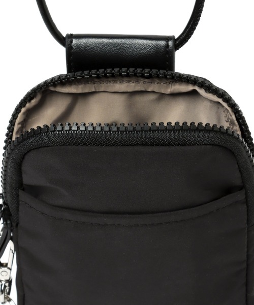 BAYFLOW（ベイフロー）の「[スマホ・カード収納可♪]多機能ライトミニショルダー2（ショルダーバッグ・レディース・ブラック/カーキ/ブラウン系その他/ベージュ系その他/ライトグリーン/ライトグレー・ONE SIZE/FREE）」の18枚目の写真