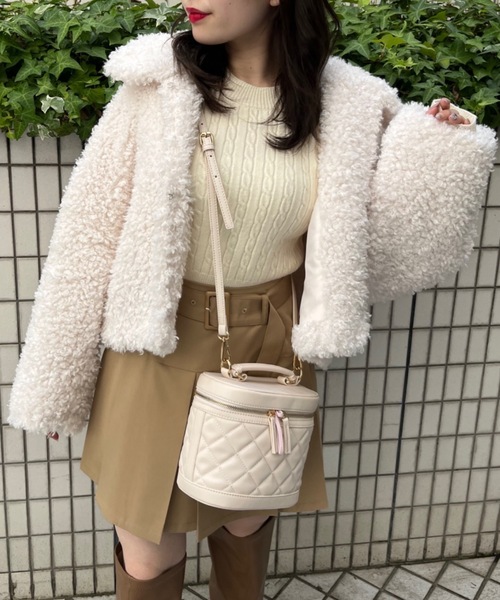 OLIVE des OLIVE（オリーブデオリーブ）の「ファーブルゾン（ブルゾン・レディース・ブラウン/オフホワイト/グレイッシュベージュ・FREE）」の2枚目の写真