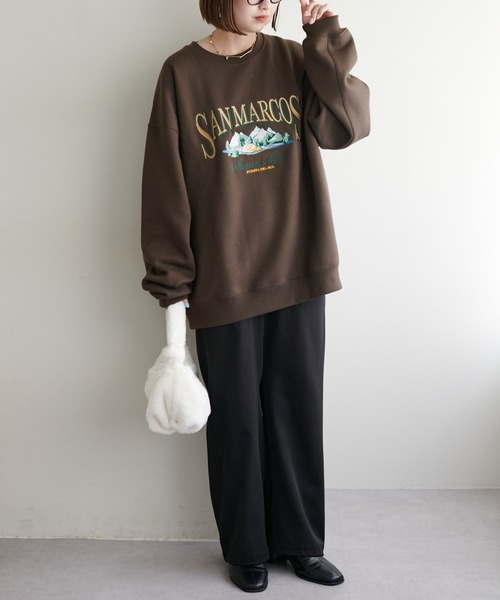 DISCOAT（ディスコート）の「【WEB限定】刺繍ロゴビッグスウェット（スウェット・レディース・チャコールグレー/ブラウン/ライトベージュ・FREE）」の20枚目の写真