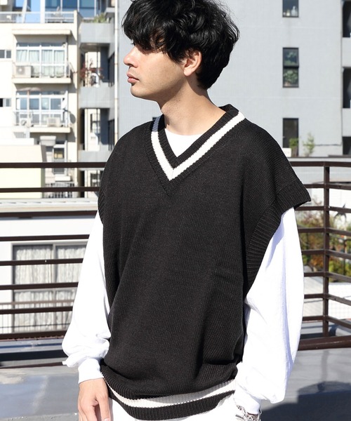 ８(eight)（エイト）の「チルデンニットベスト（ベスト・メンズ・サックスブルー/ブラック/ホワイト/グリーン/チャコール・MEDIUM/LARGE/X-LARGE）」の2枚目の写真
