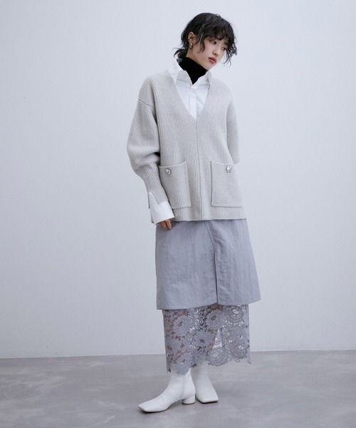 ADAM ET ROPE'（アダムエロペ）の「【サステナブル】アンチピリングミドルゲージプルオーバー（ニット/セーター・レディース・レッド/グレー系その他/キナリ・FREE）」の12枚目の写真