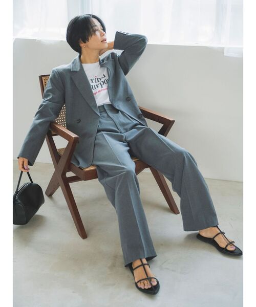 Ungrid（アングリッド）の「センタープレスルーズパンツ（その他パンツ・レディース・ベージュ/グレー/オレンジ・SMALL/MEDIUM）」の11枚目の写真