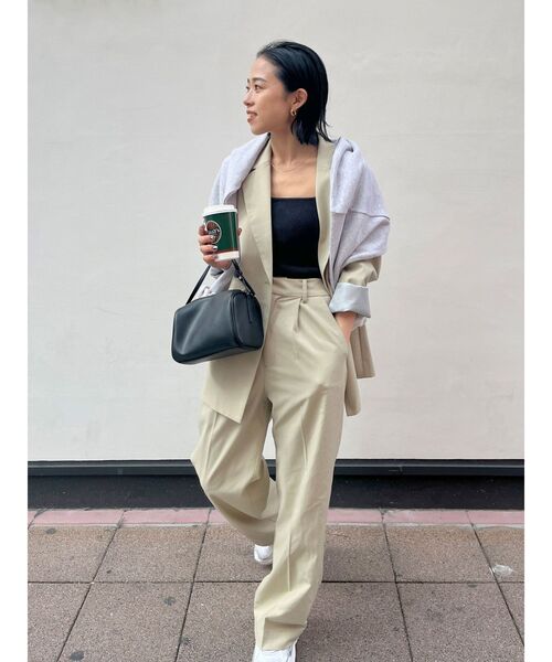 Ungrid（アングリッド）の「センタープレスルーズパンツ（その他パンツ・レディース・ベージュ/グレー/オレンジ・SMALL/MEDIUM）」の12枚目の写真