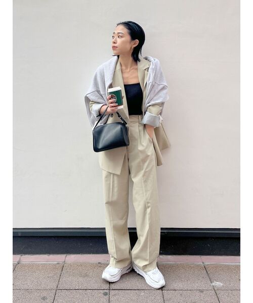 Ungrid（アングリッド）の「センタープレスルーズパンツ（その他パンツ・レディース・ベージュ/グレー/オレンジ・SMALL/MEDIUM）」の13枚目の写真