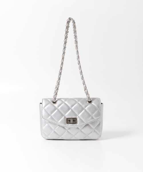 RODE SKO(ロデスコ)の「キルティングチェーンショルダーバッグ(ショルダーバッグ・レディース・オフホワイト/ブラック/シルバー/レッド・ONE)」の12枚目の写真