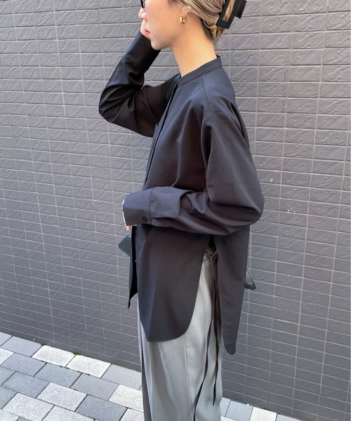 feepur(フェピュール)の「サイドリボンノーカラーシャツ(シャツ/ブラウス・レディース・アイボリー/ブラック/ブルーグレー/パープル・MEDIUM)」の3枚目の写真