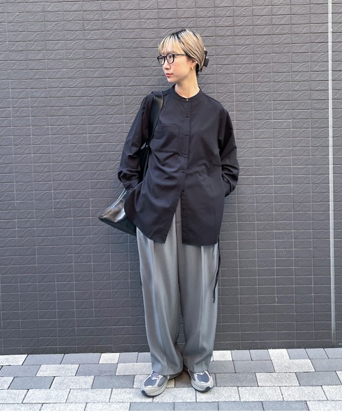 feepur(フェピュール)の「サイドリボンノーカラーシャツ(シャツ/ブラウス・レディース・アイボリー/ブラック/ブルーグレー/パープル・MEDIUM)」の15枚目の写真