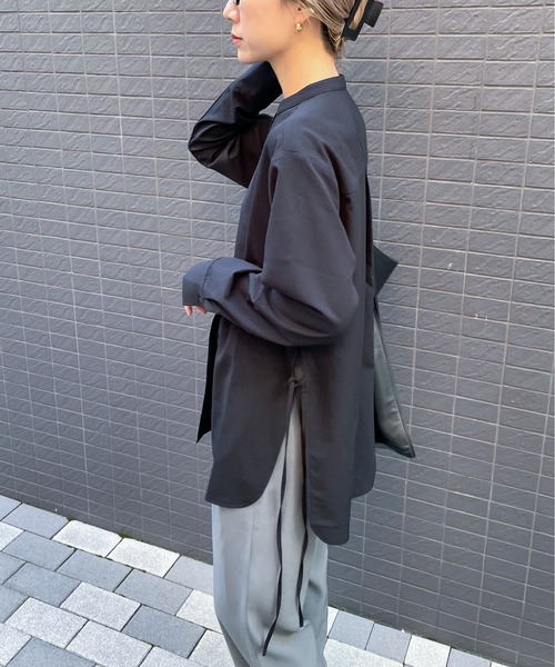 feepur(フェピュール)の「サイドリボンノーカラーシャツ(シャツ/ブラウス・レディース・アイボリー/ブラック/ブルーグレー/パープル・MEDIUM)」の21枚目の写真