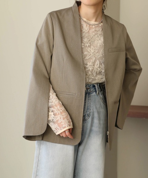 Bab(バブ)の「【セットアップ可能】袖スリットジャケット(その他アウター・レディース・ブラック/グレイッシュベージュ・M)」の3枚目の写真