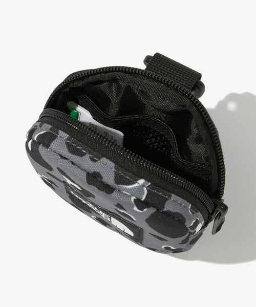 THE NORTH FACE（ザノースフェイス）の「THE NORTH FACE(ザ・ノースフェイス)/WL ROUND MINI/NN2PN67/ラウンドミニポーチ・コインケース（コインケース・レディース・ブラック/ライトブラウン/チャコールグレー・FREE）」の10枚目の写真