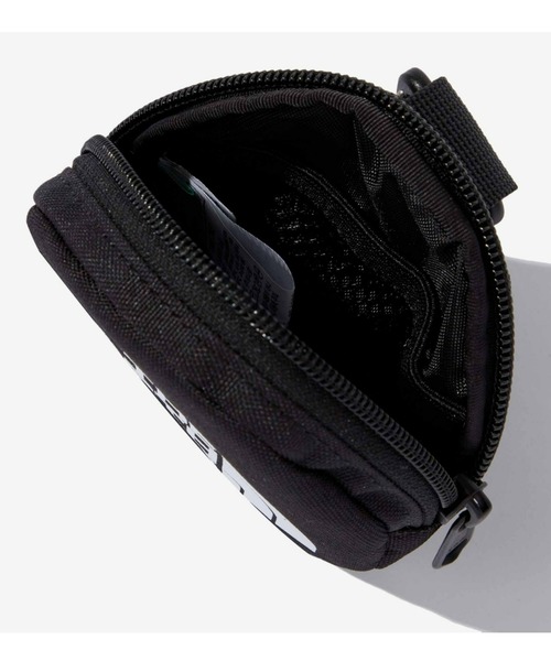 THE NORTH FACE（ザノースフェイス）の「THE NORTH FACE(ザ・ノースフェイス)/WL ROUND MINI/NN2PN67/ラウンドミニポーチ・コインケース（コインケース・レディース・ブラック/ライトブラウン/チャコールグレー・FREE）」の5枚目の写真