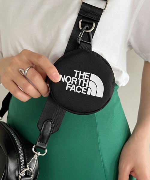 THE NORTH FACE（ザノースフェイス）の「THE NORTH FACE(ザ・ノースフェイス)/WL ROUND MINI/NN2PN67/ラウンドミニポーチ・コインケース（コインケース・レディース・ブラック/ライトブラウン/チャコールグレー・FREE）」の21枚目の写真