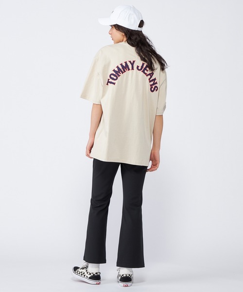 tommy jeans（トミー ジーンズ）の「スケートモダンプレップTシャツ（Tシャツ/カットソー・メンズ・ベージュ/ホワイト/ブラック・LARGE/MEDIUM/SMALL/X-LARGE）」の13枚目の写真