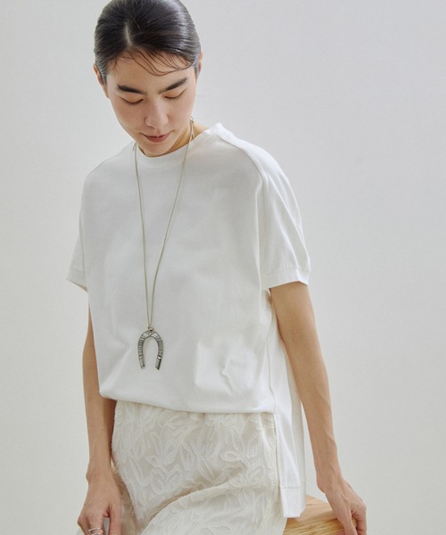 SALON adam et rope'（サロン アダム エ ロペ）の「【WEB・一部店舗限定】ドルマンスリーブTシャツ/無地・ボーダー（Tシャツ/カットソー・レディース・グリーン系その他/ブラック/ベージュ/オフホワイト・FREE）」の2枚目の写真