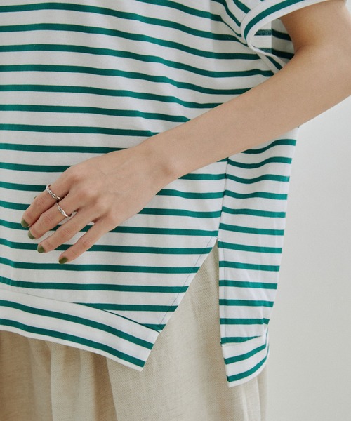 SALON adam et rope'（サロン アダム エ ロペ）の「【WEB・一部店舗限定】ドルマンスリーブTシャツ/無地・ボーダー（Tシャツ/カットソー・レディース・グリーン系その他/ブラック/ベージュ/オフホワイト・FREE）」の12枚目の写真