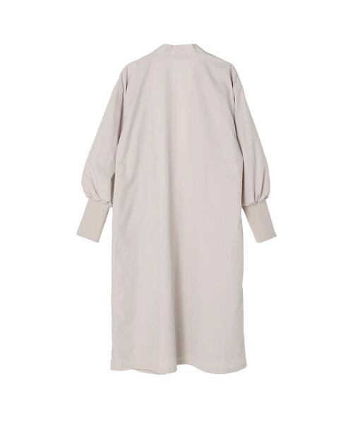 koe(コエ)の「ベンタイルノーカラーコート(ノーカラーコート・レディース・ライトベージュ/ネイビー・M)」の6枚目の写真