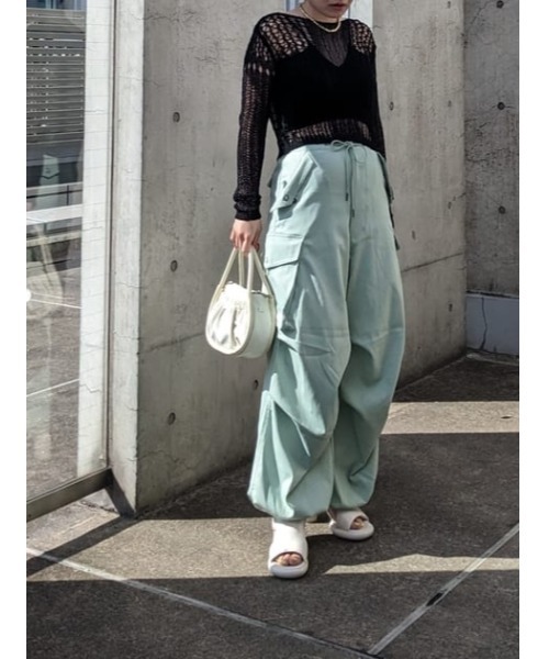 THROW by SLY（スローバイスライ）の「THROW LILY YARN BLOCKING HG TOPS リリーヤーン ブロッキング ハイゲージ トップス ニット シアー 透け（Tシャツ/カットソー・レディース・ブラック/アイボリー・FREE）」の17枚目の写真