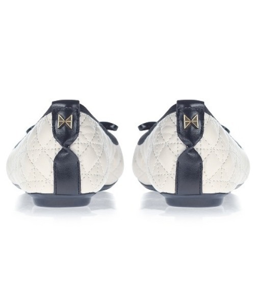 BUTTERFLY TWISTS（バタフライツイスト）の「ButterflyTwists OLIVIA バレエシューズ ラウンドトゥタイプ（パンプス・レディース・ブラック/クリーム・37/38/39/40/36）」の3枚目の写真