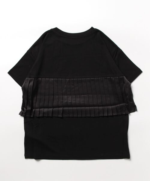 Q(キュー)の「異素材プリーツドッキングトップス(Tシャツ/カットソー・レディース・ベージュ/アイボリー/ブラック・MEDIUM)」の4枚目の写真