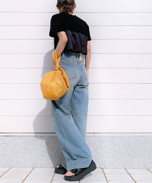 Q(キュー)の「異素材プリーツドッキングトップス(Tシャツ/カットソー・レディース・ベージュ/アイボリー/ブラック・MEDIUM)」の13枚目の写真