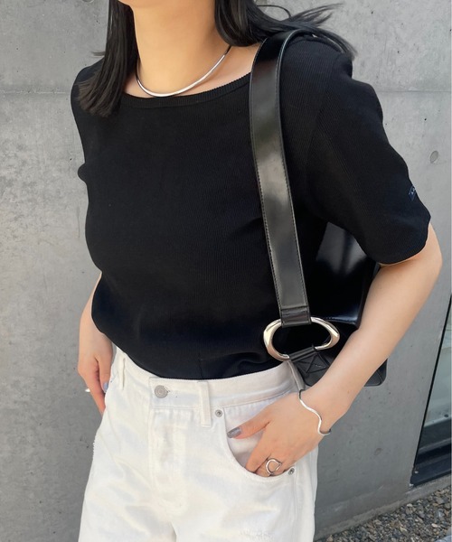 mline（エムライン）の「[mline] ちび半袖Tシャツ（Tシャツ/カットソー・レディース・ピンク/ベージュ/ブルー/オフホワイト/ブラック/ホワイト系その他/グレー系その他/ピンク系その他・FREE）」の4枚目の写真