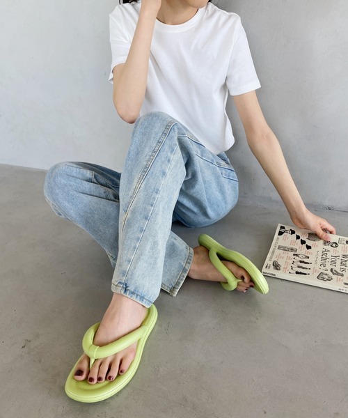 MYMOOD.(マイムード)の「EVAエアリーチューブサンダル(サンダル・レディース・グリーン/ブラック/ホワイト/ピンク・M/L)」の22枚目の写真