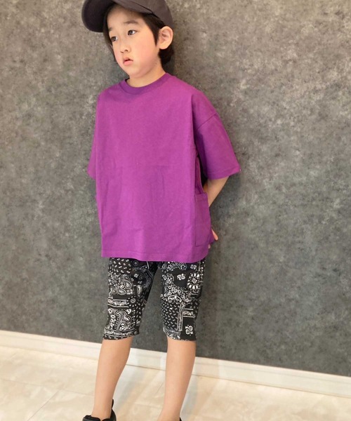 THE CASUAL(カジュアル)の「【USAコットン】サイドポケットBIG 半袖T(Tシャツ/カットソー・キッズ・グリーン系その他/オフホワイト/チャコール/ブラック/ベージュ/パープル・120cm/130cm/140cm/160cm/110cm/150cm)」の8枚目の写真