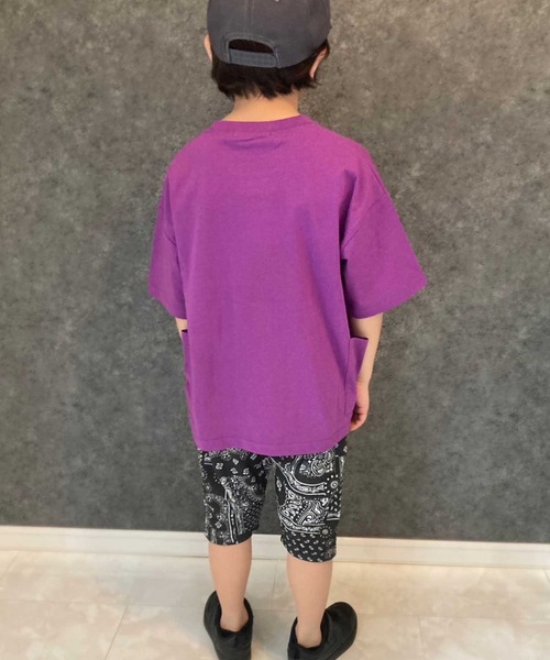 THE CASUAL(カジュアル)の「【USAコットン】サイドポケットBIG 半袖T(Tシャツ/カットソー・キッズ・グリーン系その他/オフホワイト/チャコール/ブラック/ベージュ/パープル・120cm/130cm/140cm/160cm/110cm/150cm)」の14枚目の写真
