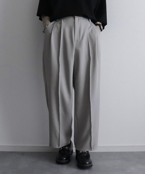 NILWAY（ニルウェイ）の「センタークリースワイドストレートパンツ（スラックス・メンズ・ブラック/ライトグレー/チャコール/オフホワイト・SMALL/LARGE/MEDIUM）」の9枚目の写真