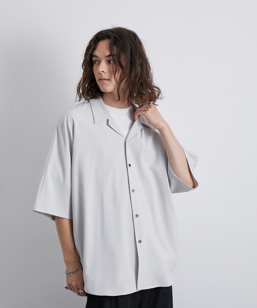 JUNRED(ジュンレッド)の「セットアップ対応 / エアリーストレッチドルマンシャツ(シャツ/ブラウス・メンズ・ライトグレー/ブラック/グリーン系その他/ブルー系その他4・S/M/L)」の5枚目の写真