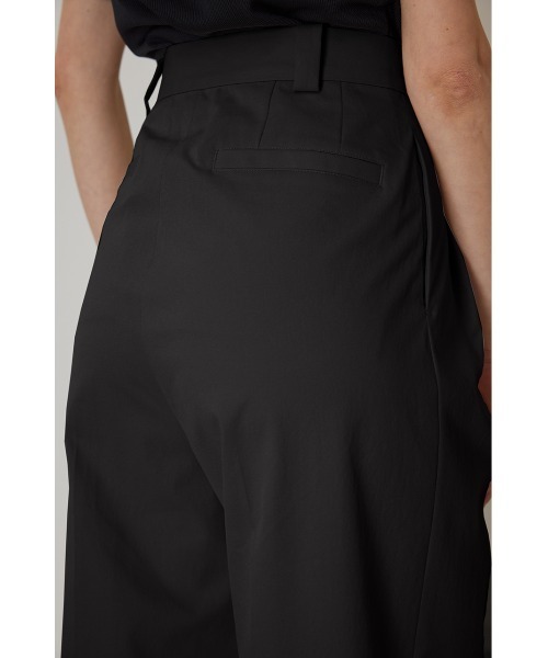 RIM.ARK（リムアーク）の「Loose slacks（スラックス・レディース・ブラック/ライトベージュ・38/36）」の8枚目の写真