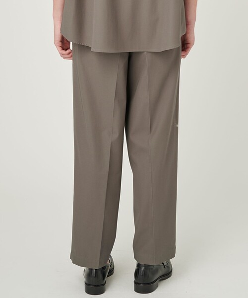 UNITED TOKYO(ユナイテッドトウキョウ)の「60/2 SUPIMA COTTON CHINO PANTS(その他パンツ・メンズ・ベージュ/ダークグレー/ネイビー・1/2)」の9枚目の写真
