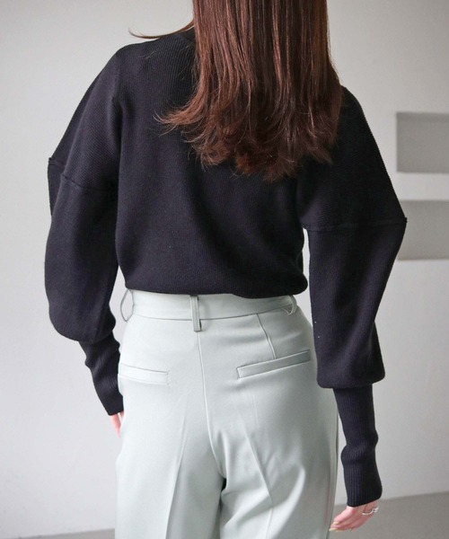 cheriella（シェリエラ）の「【cheriella】WEB限定デザインシルエットスリーブニット WEB LIMITED DESIGN SILHOUETTE SLEEVE KNIT（ニット/セーター・レディース・アイボリー/ブラック/パープル/レッド/グリーン・M）」の15枚目の写真