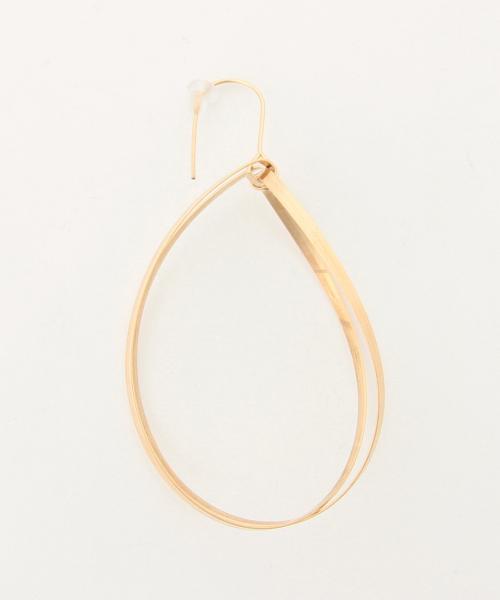 Ray BEAMS(レイビームス)の「by boe / クロスサークル ピアス(ピアス(両耳用)・レディース・ゴールド・ONE SIZE)」の3枚目の写真