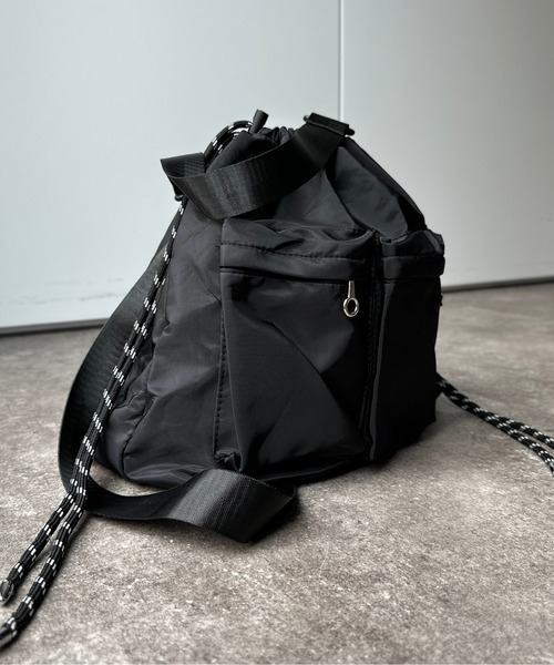 CPCM（シーピーシーエム）の「エステル多ポケスピンドルショルダー（ショルダーバッグ・メンズ・ブラック・FREE）」の3枚目の写真