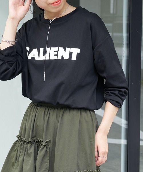 COLONY 2139(コロニートゥーワンスリーナイン)の「スマートロゴプリント長袖Tシャツ(Tシャツ/カットソー・レディース・オフホワイト/ブラック・FREE)」の22枚目の写真